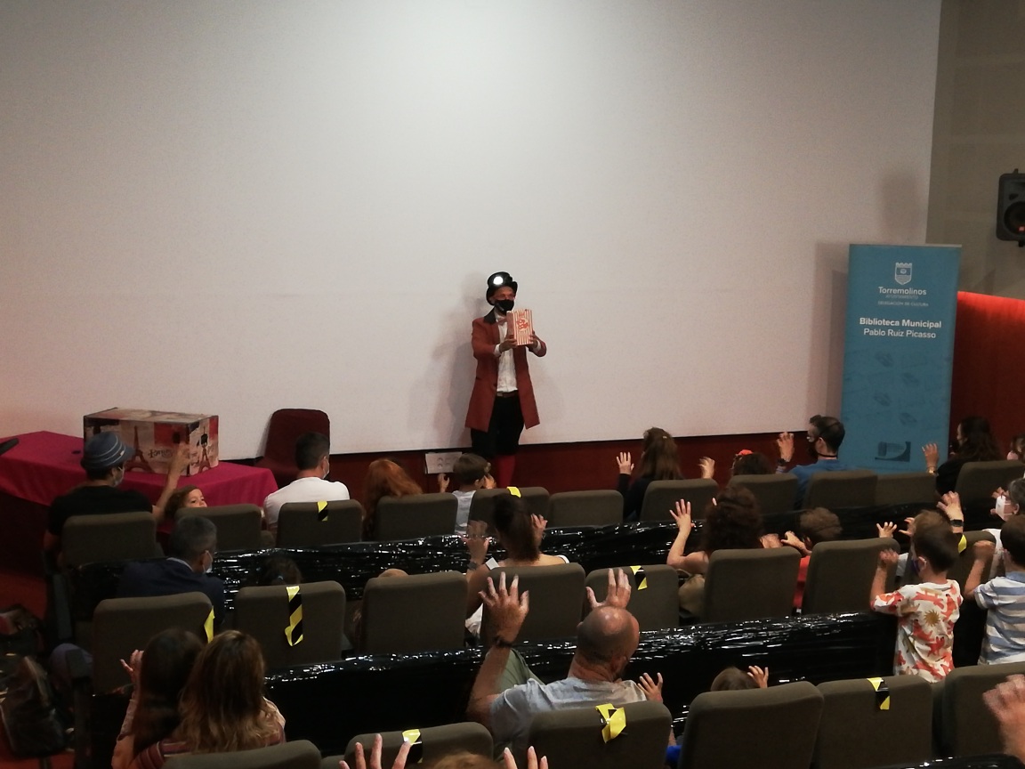 20210601170604_happened_76_cuenta-cuentos-y-magia-torremolinos-centro-cultural-pablo-ruiz-picasso-2.jpg