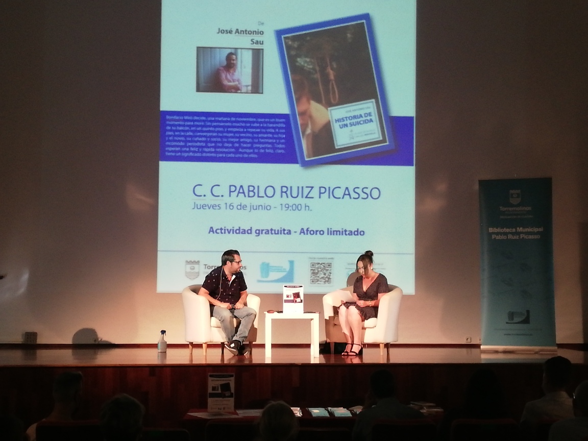 20210621163004_happened_80_presentacion-del-libro-historia-de-un-suicida-torremolinos-cultura-3.jpg