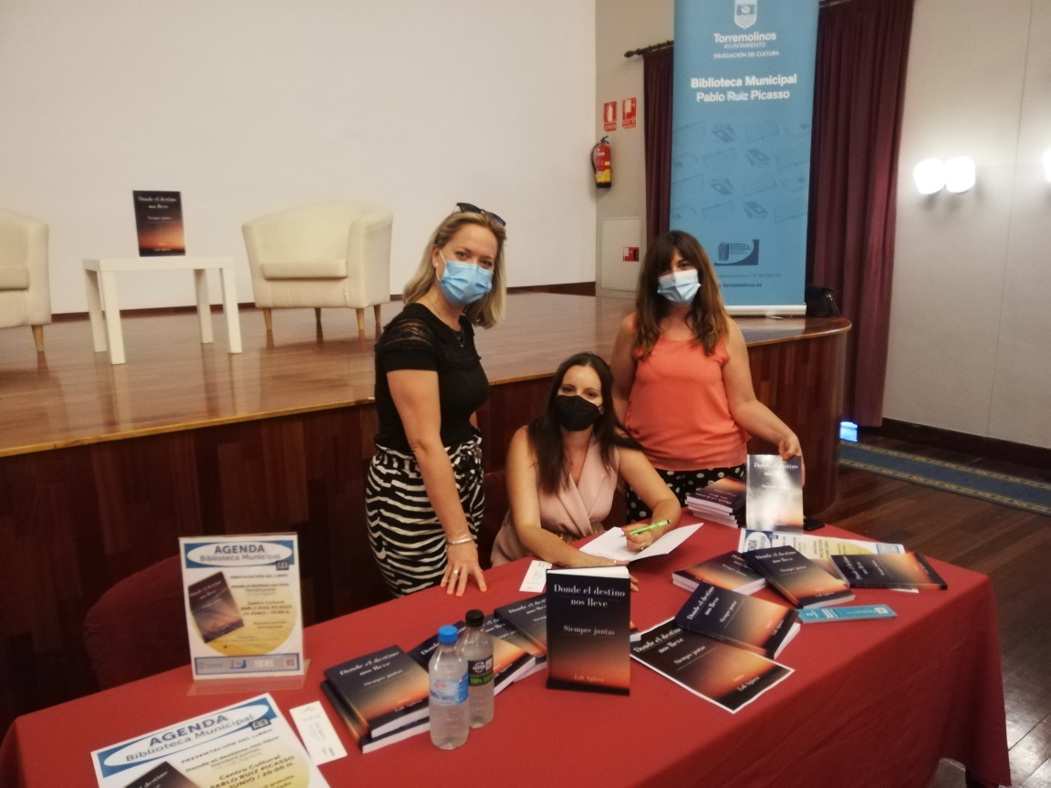 20210628111742_happened_82_presentacion-del-libro-donde-el-destino-nos-lleve-de-loli-aguera-torremolinos-cultura-4.jpg
